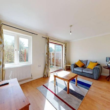 Super 2 Bed House With Privategarden London Luaran gambar